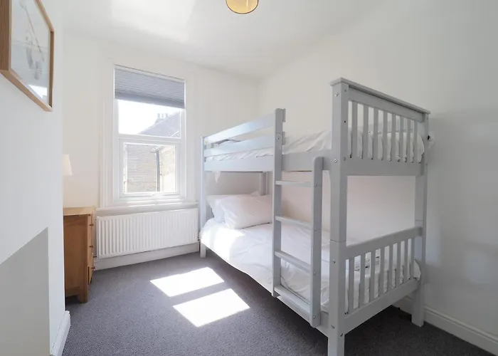 Host & Stay - Herbert Road