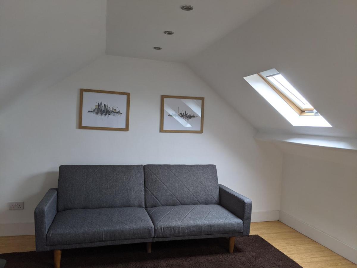 Host & - Herbert Road Holiday home *